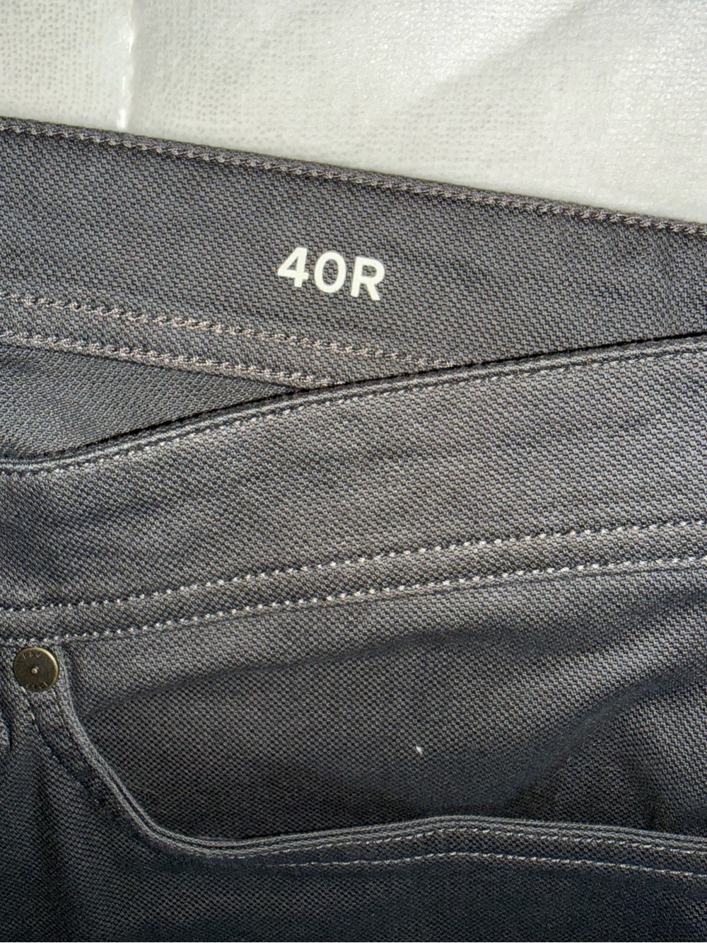Rodd & Gunn Straight Leg Jeans. Size 40 x 32 - Picture 7 of 13